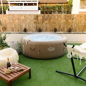  Apartment Apulialux Penthouse & Garden Con Spa In Centro Italy